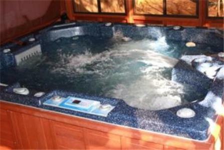 Alla's Historical Bed And Breakfast, Spa And Cabana