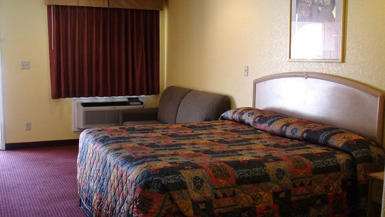 Motel Winnquest Inn