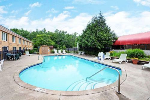 Hotel Days Inn Willoughby