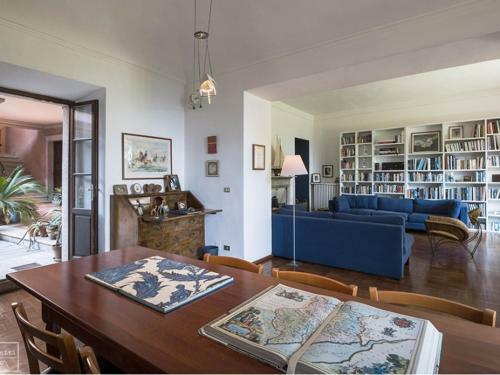 Baveno Villa Sleeps 16 Pool Wifi