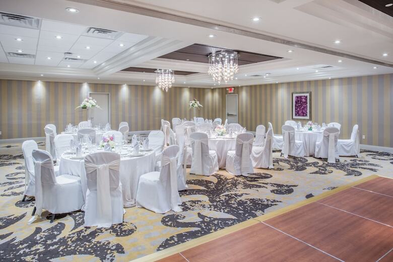 Crowne Plaza Saddle Brook, An Ihg Hotel