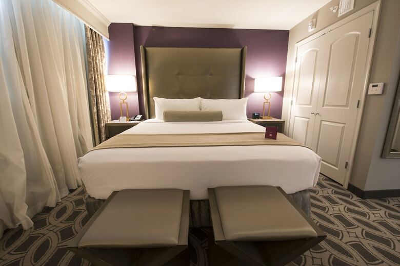 Crowne Plaza Saddle Brook, An Ihg Hotel