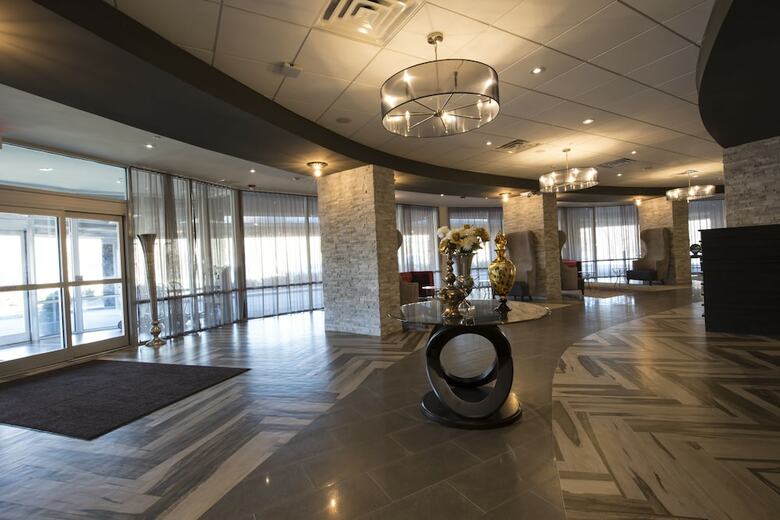 Crowne Plaza Saddle Brook, An Ihg Hotel