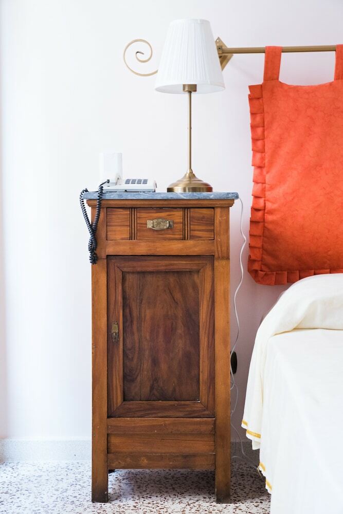 Hostal Vittoria Guest House Battipaglia