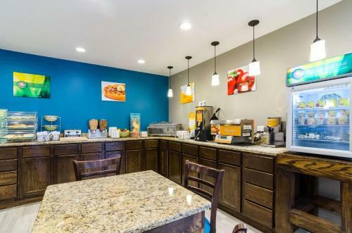 Hotel Americas Best Value Inn Great Bend