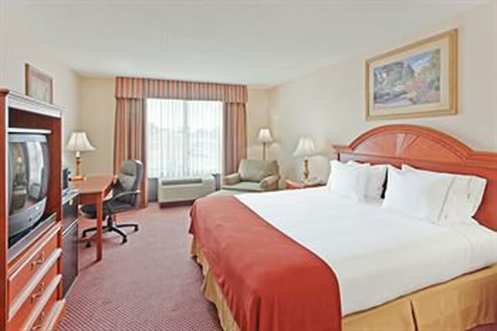 Holiday Inn Express Hotel And Suites Harrington - Dover Area