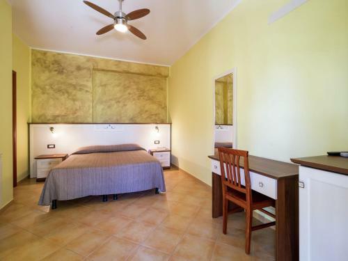 Sun-drenched Estate Close To Sciacca Just 7km From The Beach