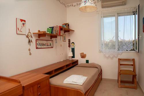 Zona Portuale Villa Sleeps 6 Air Con Wifi