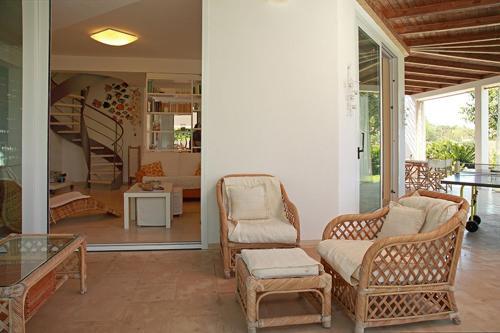 Zona Portuale Villa Sleeps 6 Air Con Wifi