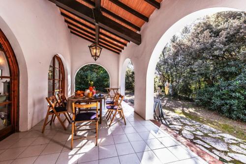 Livorno Villa Sleeps 7 Wifi