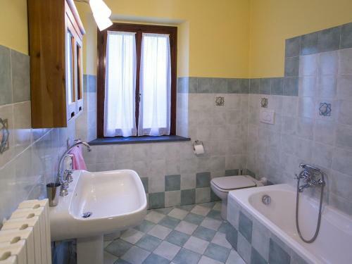 Modern Apartment In Larciano With Swimming Pool