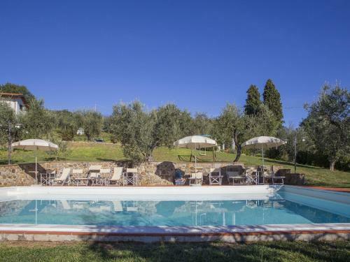 Modern Apartment In Larciano With Swimming Pool