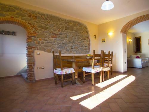 Modern Apartment In Larciano With Swimming Pool