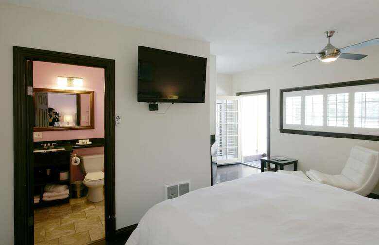 Hotel Malibu Country Inn
