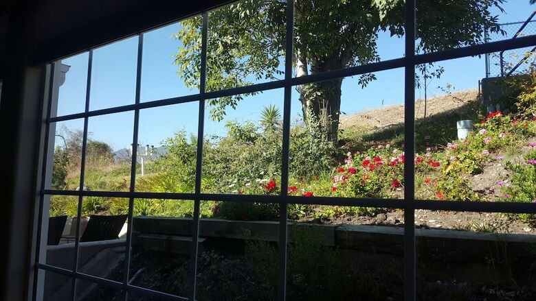 Hotel Malibu Country Inn