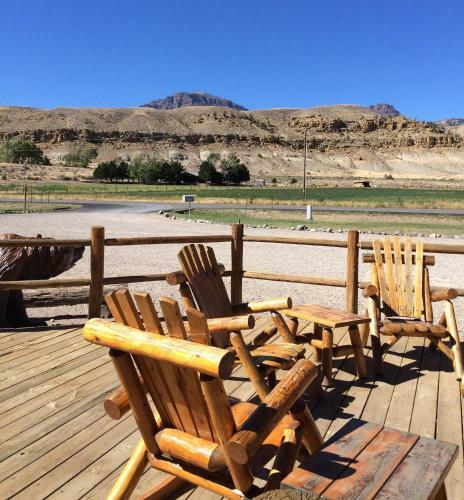 Hotel Yellowstone Valley Inn