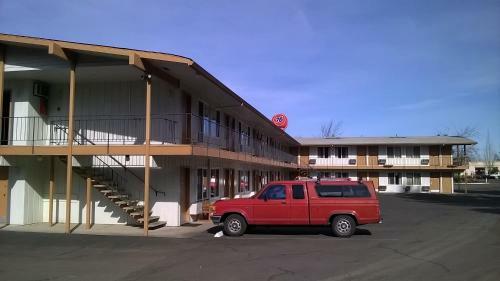 Motel Snooz Inn
