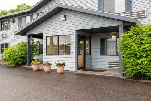 Hotel Americas Best Value Inn Rhinelander