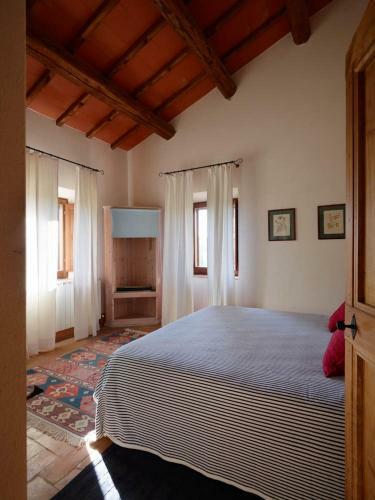 La Foce Villa Sleeps 8 Pool Wifi