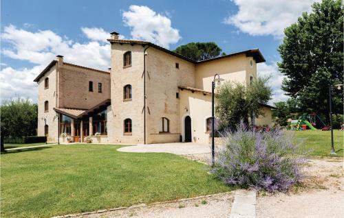 Nine-bedroom Holiday Home In Perugia -pg-
