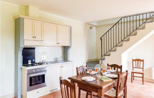 Nine-bedroom Holiday Home In Perugia -pg-