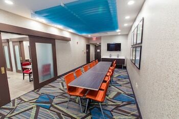 Holiday Inn Express Hotel & Suites Harriman