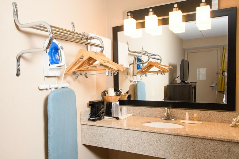 Hotel Days Inn Pittsburgh - Harmarville