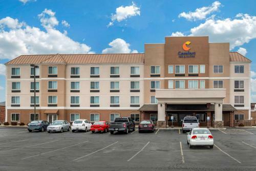Holiday Inn Express Hotel & Suites Newark-heath