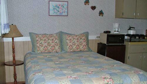 Maple Lodge Cabins