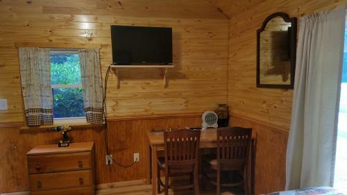 Maple Lodge Cabins