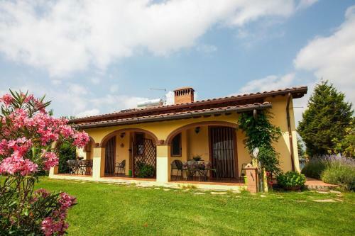 Anatraia Apartment Sleeps 6 Pool Air Con Wifi