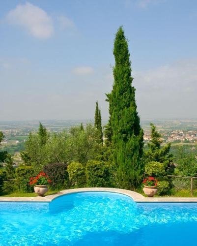 Cortona Villa Sleeps 10 Pool Wifi