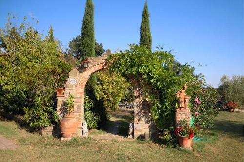 Le Casine-perignano-spinelli Apartment Sleeps 9