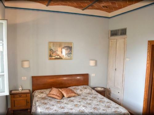 Fratta-santa Caterina Villa Sleeps 18 Pool Wifi