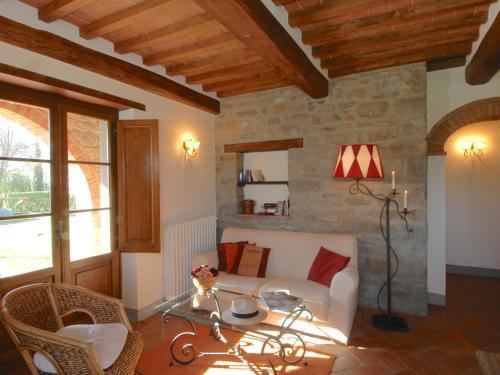 Spacious Villa In Cortona Tuscany With Swimming Pool