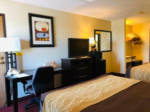 Hotel Red Carpet Inn - Omaha