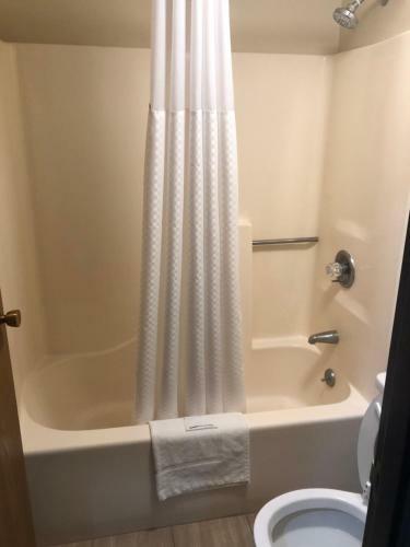 Hotel Red Carpet Inn - Omaha