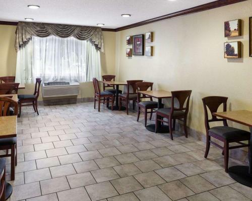 Hotel Quality Inn Lakeville