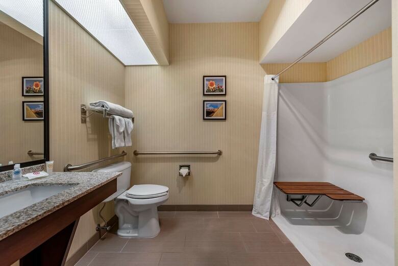 Hotel Comfort Inn & Suites Warsaw