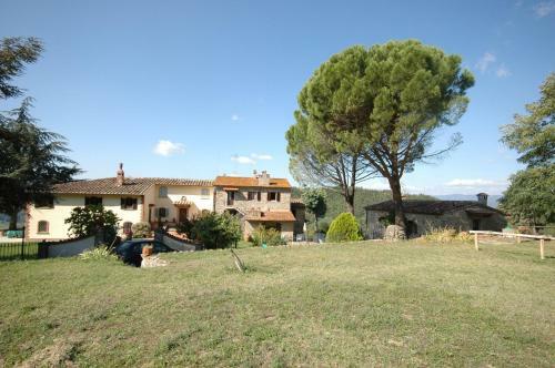 Dicomano Apartment Sleeps 6 Pool