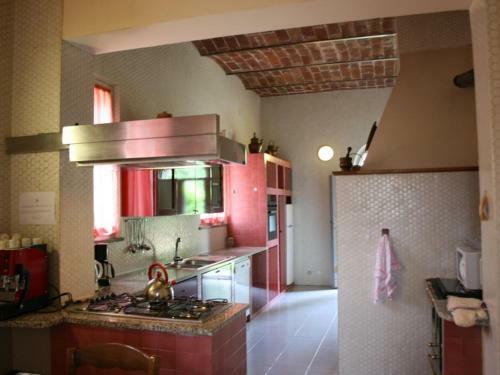 Porto Villa Sleeps 15 Pool Wifi