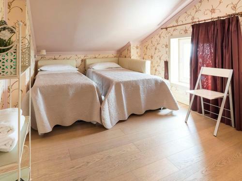 Donnalucata Villa Sleeps 8 Pool Wifi