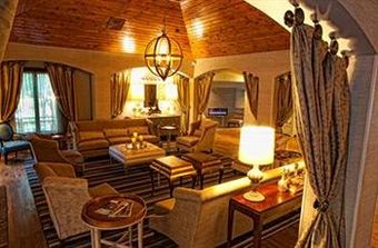 Hotel Chateau Elan Winery & Resort