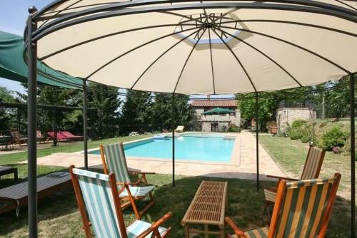 Fabro Villa Sleeps 10 Pool Wifi