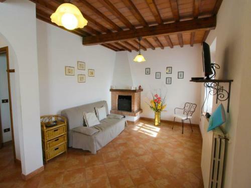 Fattoria Spedaletto Apartment Sleeps 6 Pool Wifi