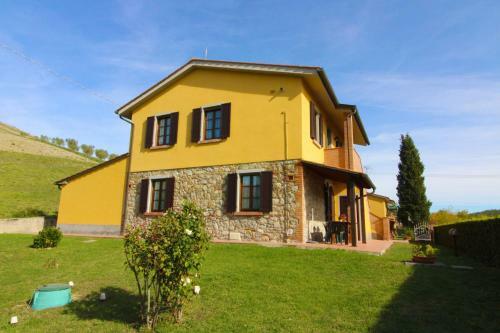 Fattoria Spedaletto Apartment Sleeps 6 Pool Wifi