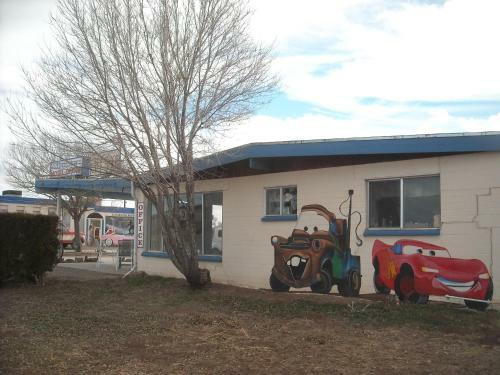 Stagecoach 66 Motel