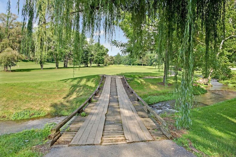 Hotel Bent Creek Golf Village