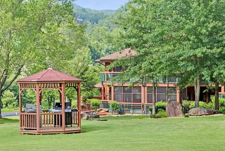 Hotel Bent Creek Golf Village