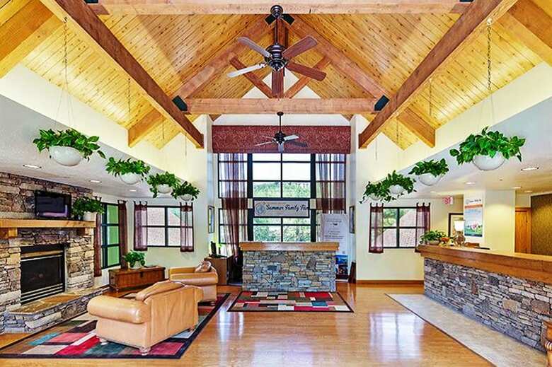 Hotel Bent Creek Golf Village